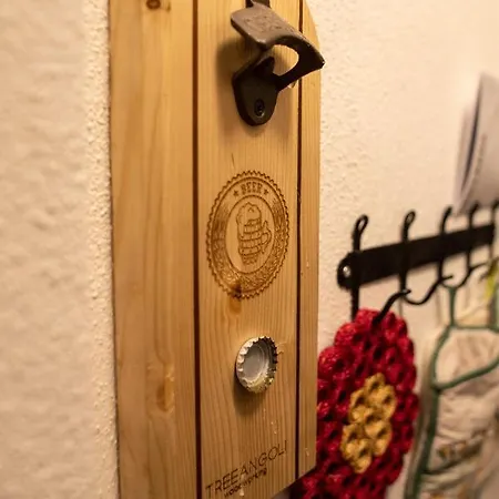 La Pomposa Del Teatro 摩德纳