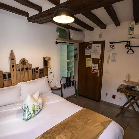 بيت ضيافة La Pomposa Del Teatro 3*