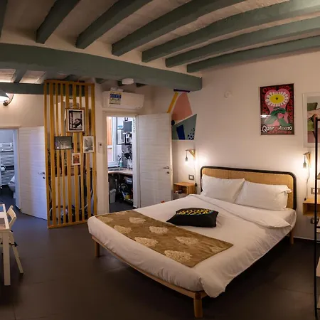 La Pomposa Del Teatro Konukevi Modena