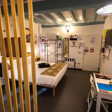 بيت ضيافة La Pomposa Del Teatro 3*