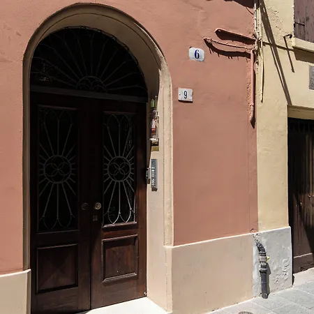 La Pomposa Del Teatro Pensión Módena