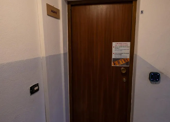 Vendégház La Pomposa Del Teatro Modena