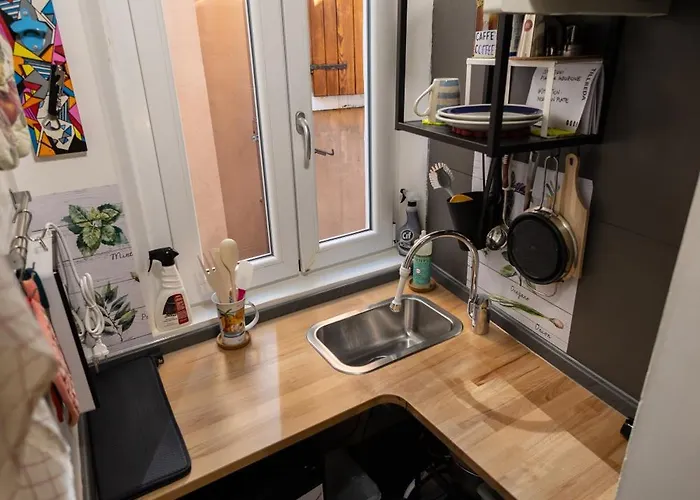 La Pomposa Del Teatro Vendégház 3*